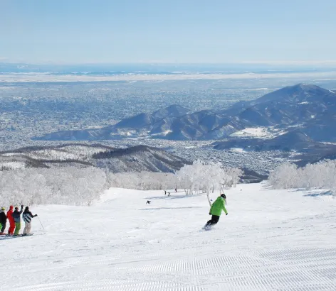 札幌手稻 Highland 雪區與山景