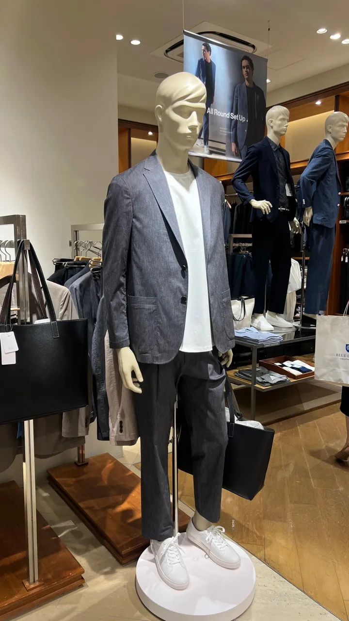 北廣島 Outlet 男裝陳列